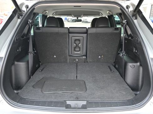 Used 2023 Mitsubishi Outlander SE image 18