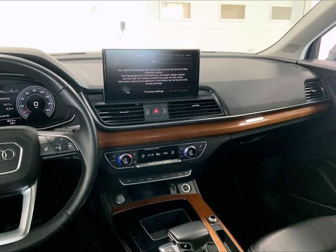 Used 2021 Audi Q5 2.0T Premium Plus w/ Premium Plus Package AWD/4WD image 13