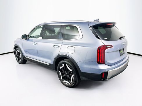 Used 2025 Kia Telluride S image 5