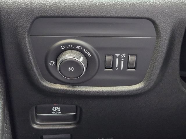 New 2026 Jeep Grand Cherokee Limited AWD/4WD image 17