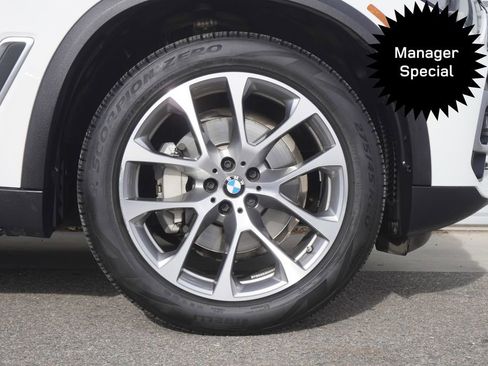Used 2023 BMW X5 xDrive40i w/ Premium Package image 35