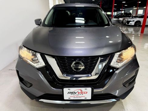 Used 2018 Nissan Rogue S image 9