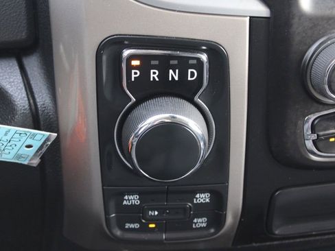 Used 2015 RAM 1500 Big Horn image 31