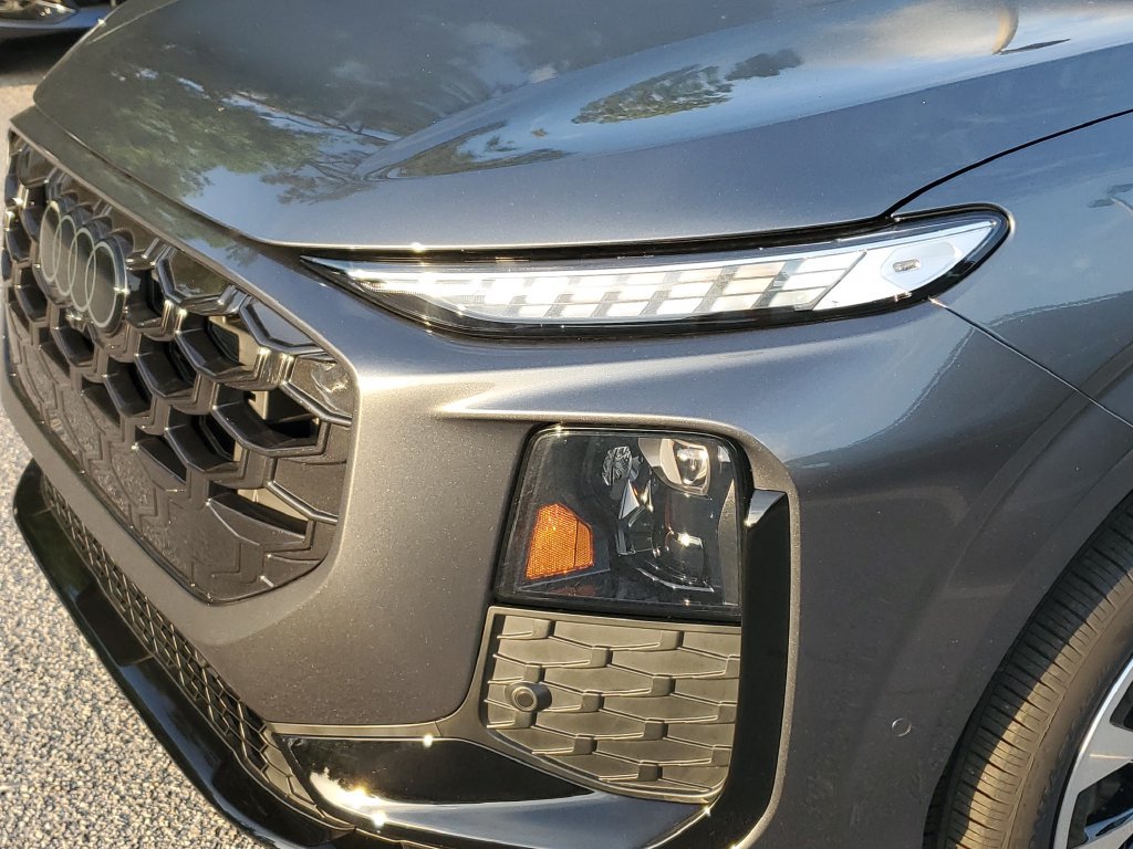 New 2026 Audi Q3 quattro 2.0T AWD/4WD image 12