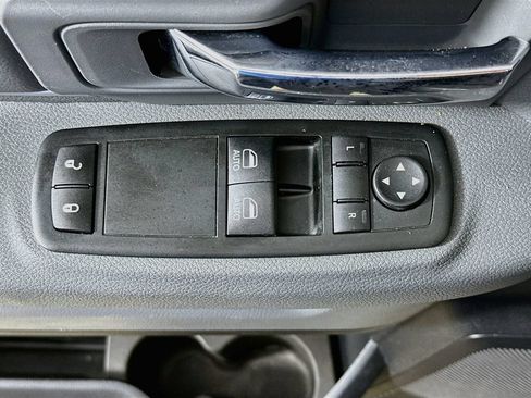 Used 2013 RAM 1500 Express AWD/4WD image 18