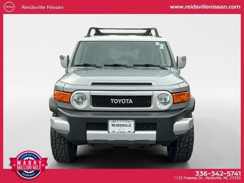Used 2014 Toyota FJ Cruiser 4WD image 9