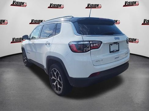 Used 2026 Jeep Compass Limited AWD/4WD image 7