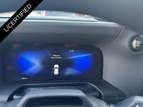 Used 2025 Lexus GX 550 w/ Accessory Package (Z1) image 49