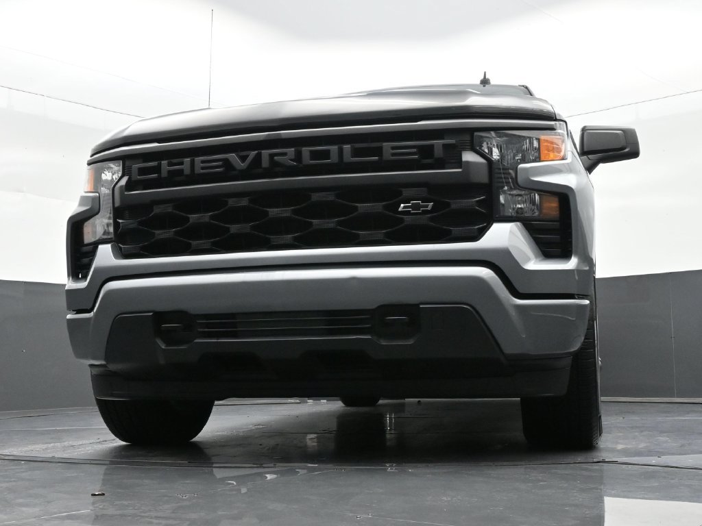 Used 2024 Chevrolet Silverado 1500 Custom w/ Turbomax Blackout Package RWD image 39