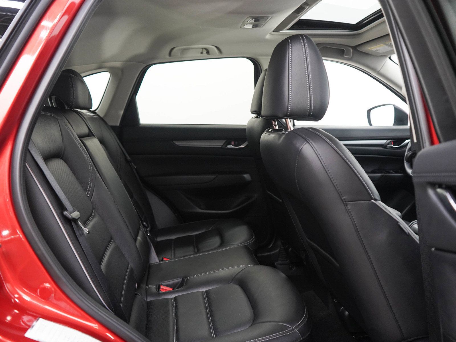 Used 2025 MAZDA CX-5 AWD 2.5 S w/ Preferred Package image 12