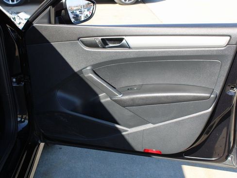 Used 2018 Volkswagen Passat 2.0T S w/ Driver Assistance Package image 26