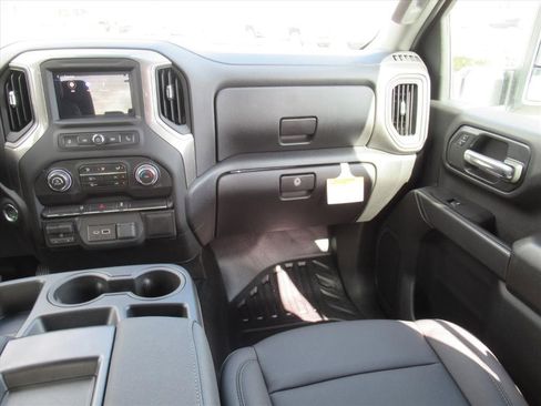 New 2026 Chevrolet Silverado 2500 W/T w/ WT Convenience Package AWD/4WD image 17