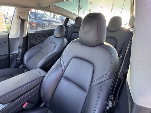 Used 2023 Tesla Model 3 Standard Range image 20