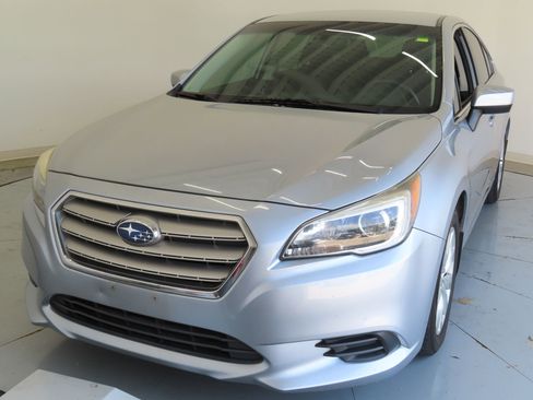 Used 2017 Subaru Legacy 2.5i Premium AWD/4WD image 7