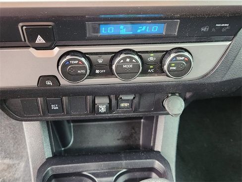 Used 2022 Toyota Tacoma SR5 image 18