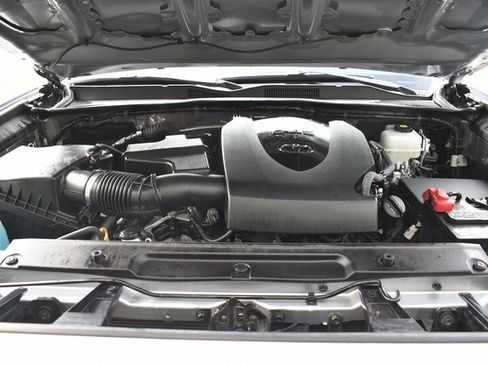 Certified 2023 Toyota Tacoma TRD Off-Road w/ Advanced Technology Package image 29