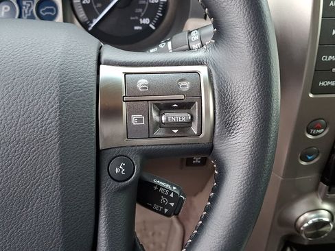 Used 2019 Lexus GX 460 AWD/4WD image 26
