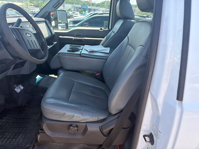 Used 2016 Ford F350 XL w/ Power Equipment Group AWD/4WD image 4