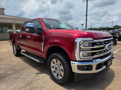 New 2026 Ford F250 Lariat w/ Chrome Package AWD/4WD image 3
