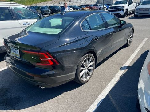 Used 2020 Volvo S60 T6 Momentum AWD/4WD image 9