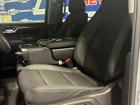 Used 2026 Chevrolet Silverado 1500 LT Trail Boss w/ Protection Package AWD/4WD image 16