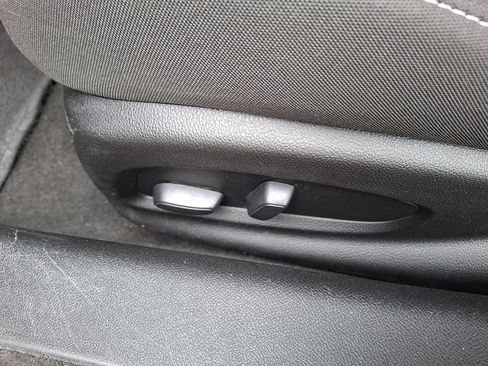Used 2021 Chevrolet Camaro LT RWD image 11
