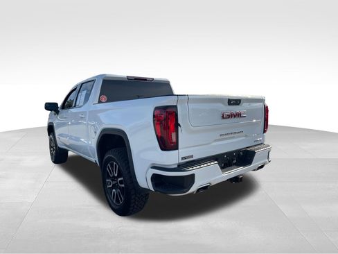 Used 2021 GMC Sierra 1500 AT4 image 8