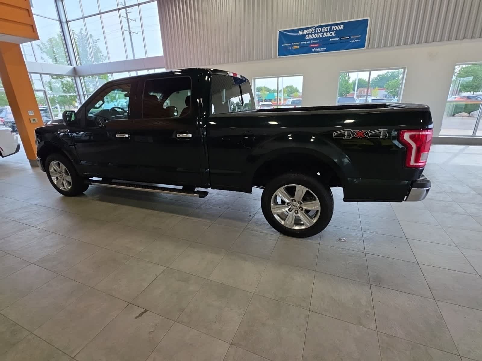 Used 2016 Ford F150 XLT w/ Equipment Group 302A Luxury AWD/4WD image 13