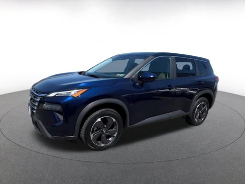 Used 2025 Nissan Rogue SV AWD/4WD image 7