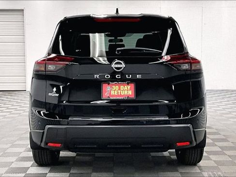 New 2026 Nissan Rogue SV image 5