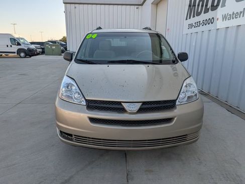 Used 2004 Toyota Sienna CE image 30