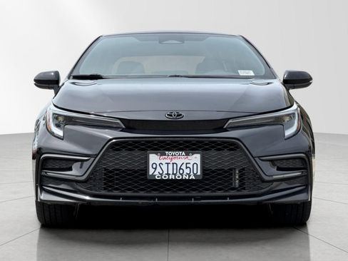 Used 2025 Toyota Corolla SE w/ Convenience Package image 9
