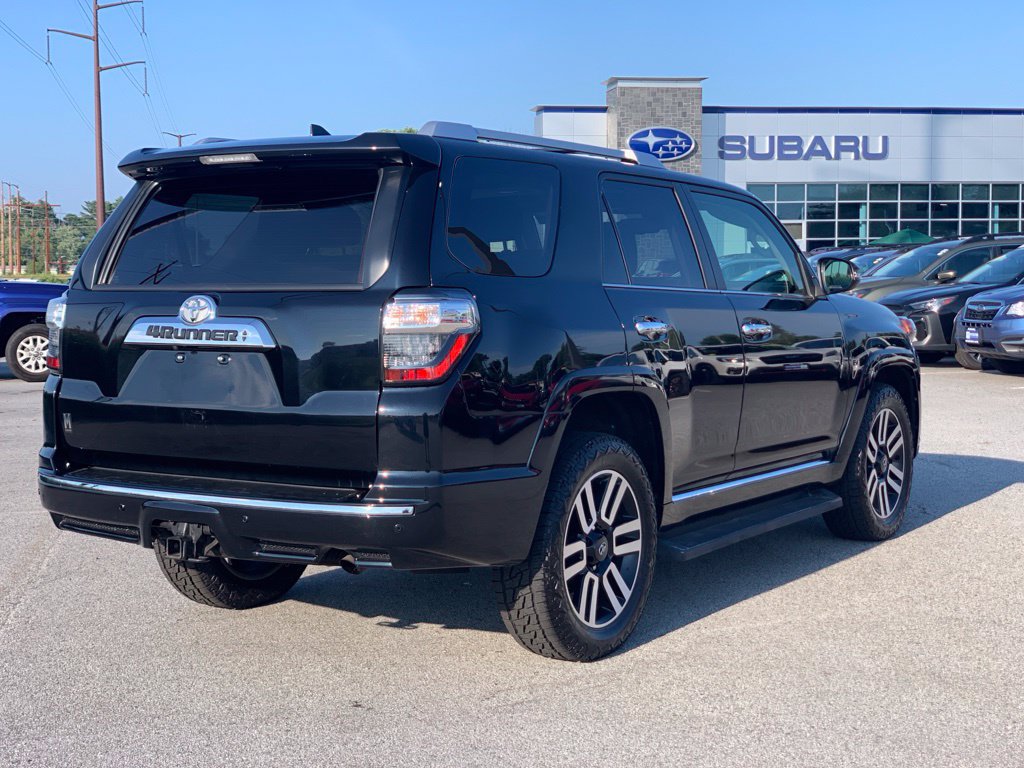 Used 2024 Toyota 4Runner Limited AWD/4WD image 7