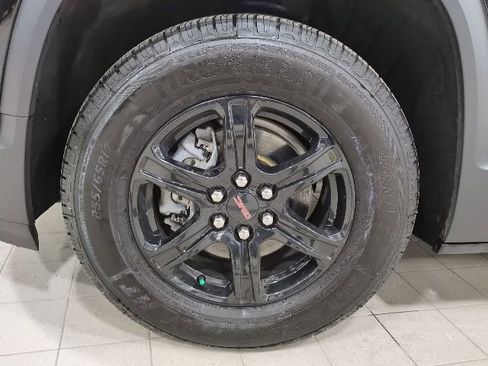 Used 2023 GMC Acadia AT4 w/ Technology Package image 20