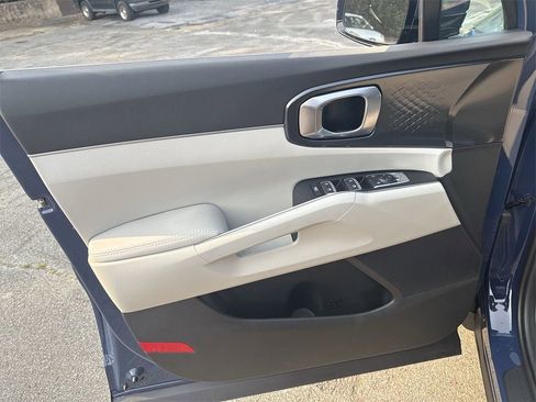 New 2025 Kia Sorento S image 22