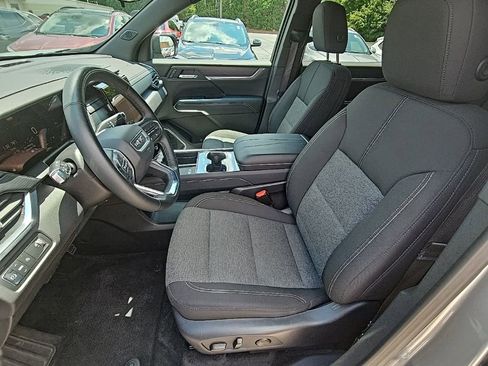 Certified 2025 GMC Acadia Elevation image 13