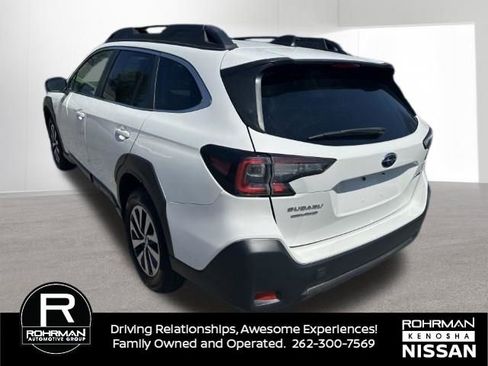 Used 2025 Subaru Outback Premium AWD/4WD image 5