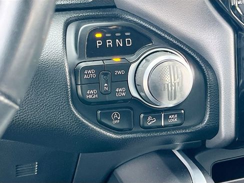 Used 2022 RAM 1500 Big Horn AWD/4WD image 17