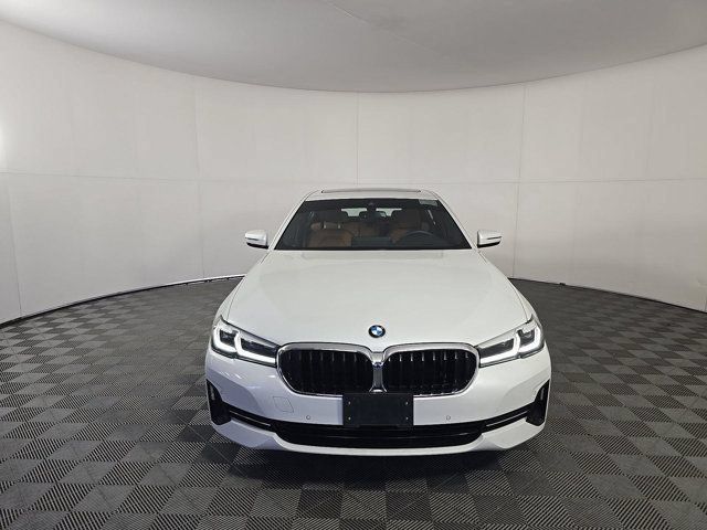 Used 2023 BMW 530i xDrive w/ Premium Package AWD/4WD image 3