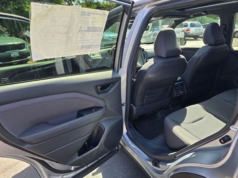 New 2026 Subaru Forester Premium AWD/4WD image 9
