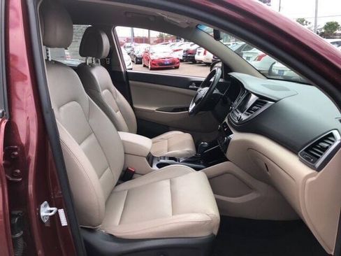 Used 2017 Hyundai Tucson Limited w/ Cargo Package AWD/4WD image 11