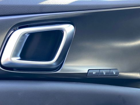 New 2026 Kia Carnival SX image 12