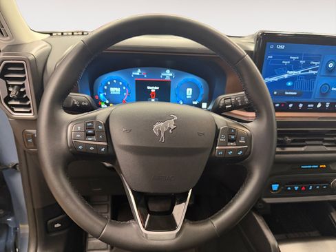 Used 2025 Ford Bronco Sport Outer Banks w/ Outer Banks Tech Package+ AWD/4WD image 14
