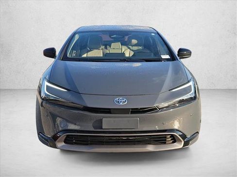Certified 2025 Toyota Prius XLE FWD image 2
