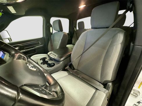 Used 2024 RAM 3500 Big Horn image 19