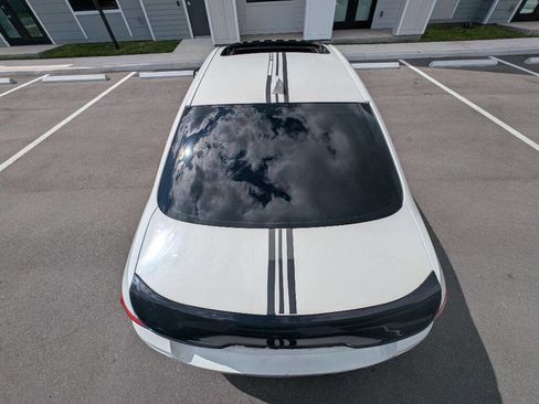 Used 2013 BMW 528i Sedan image 9