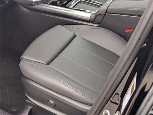 New 2026 Mercedes-Benz GLA 250 GLA 250 image 4