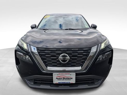 Used 2021 Nissan Rogue S AWD/4WD image 2