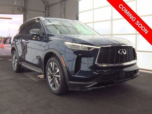 Used 2023 INFINITI QX60 Luxe w/ Cargo Package image 4