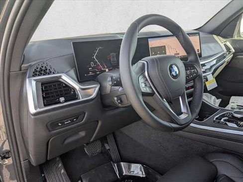 New 2026 BMW X5 sDrive40i image 3